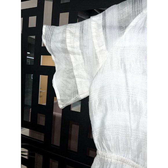 J.O.A. Sheer Linen White Shorts Romper/Jumpsuit One Piece Large NWT - Picture 2 of 4